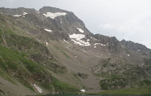 Vue sur le glacier de la Muzelle depuis le refuge de la Muzelle.