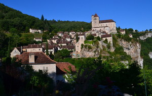 Le 08/08/2019 St Cirq Lapopie.