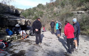 Après pique nique au bord du ruisseau la Louyre