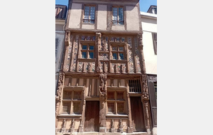 Maison du pilori à Joigny