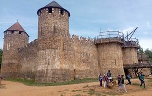 Chantier de Guédelon 