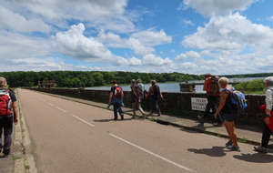 traversée du barrage de la retenue du Bourdon à Saint Fargeau