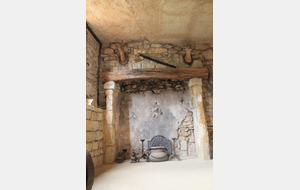 dans la grotte de La Roque-Gageac