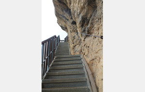 Montée à la Grotte de La Roque-Gageac